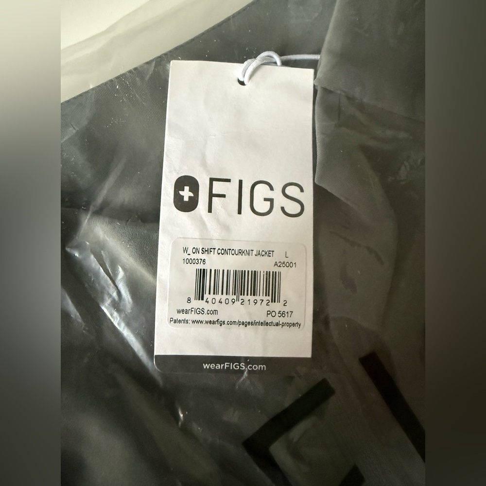 Figs Women's On-Shift ContourKnit Scrub Jacket Bonsai Colour Large New with Tags